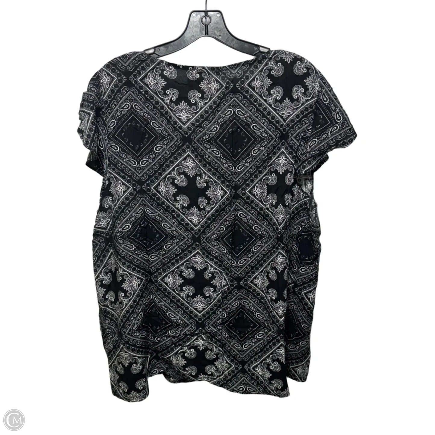 Top Short Sleeve By Savanna Jane In Floral Print, Size: 1x