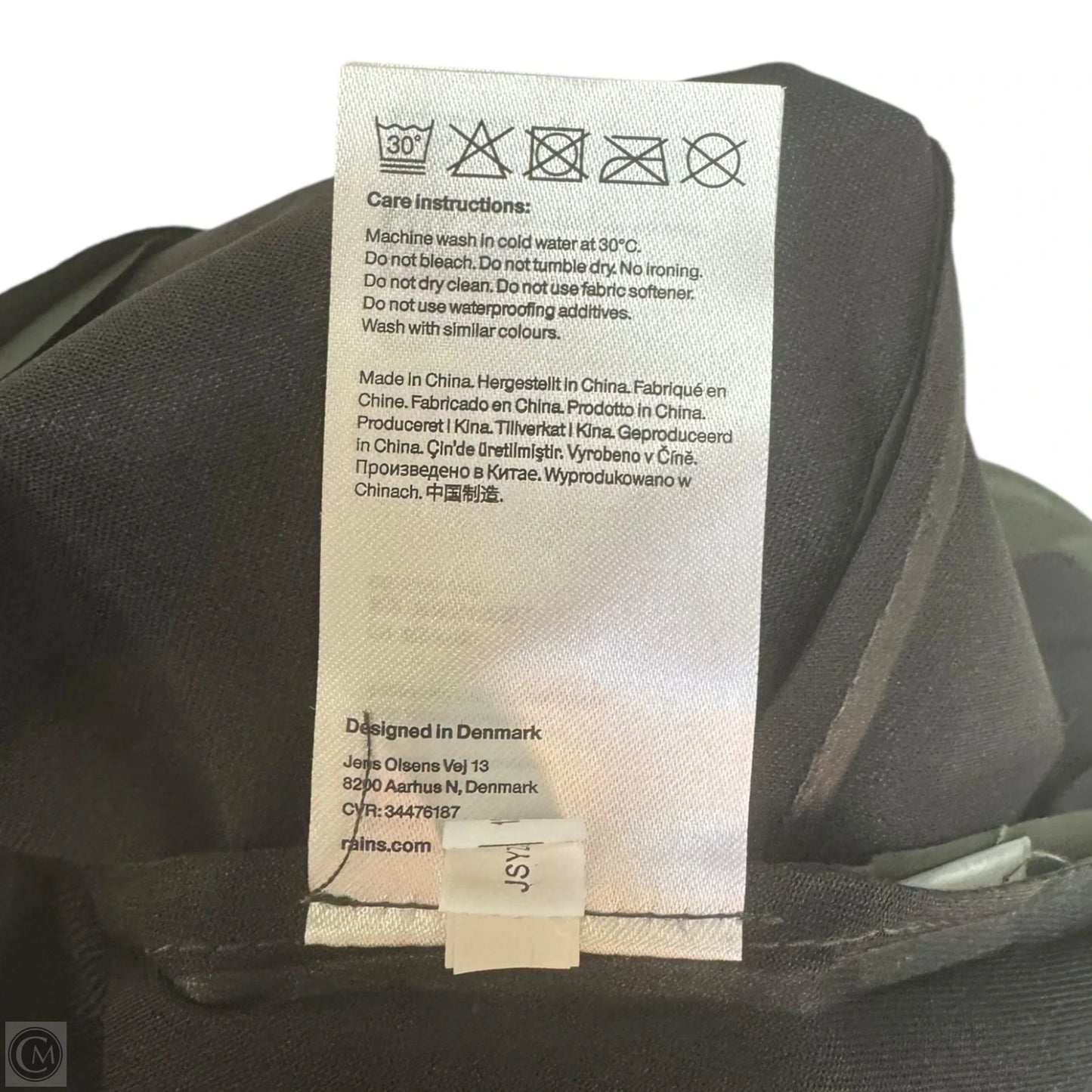 Curve W Jacket Raincoat By Rains In Green, Size: M