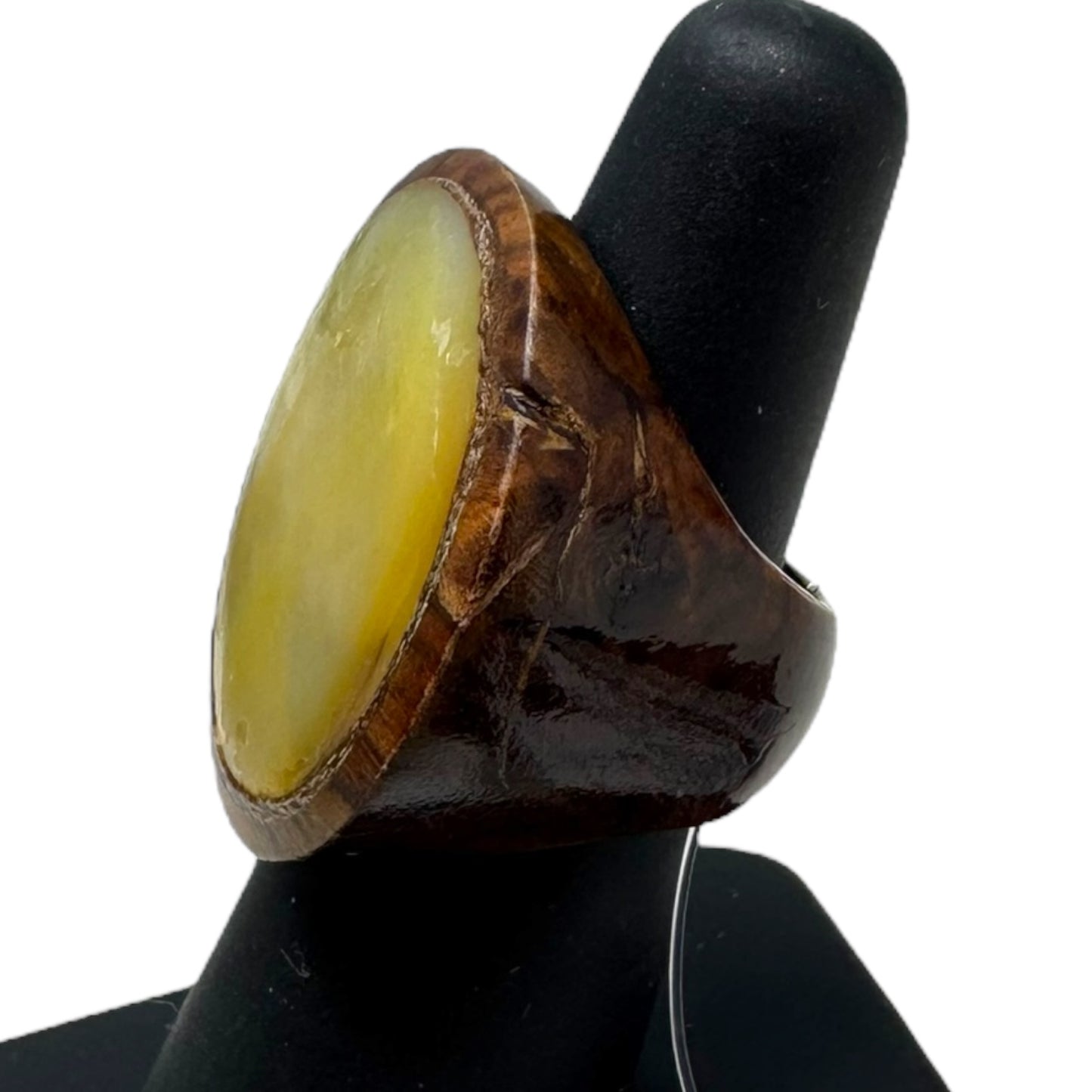 Wood & Mother Of Pearl Statement Ring By Unbranded, Size: 6