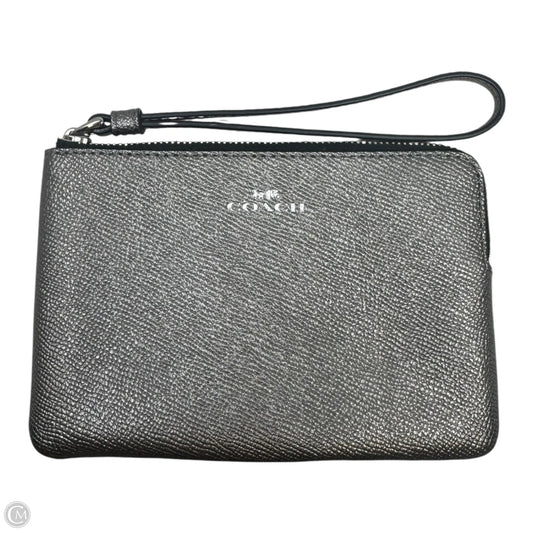 Corner Zip Wristlet Designer By Coach, Size: Small