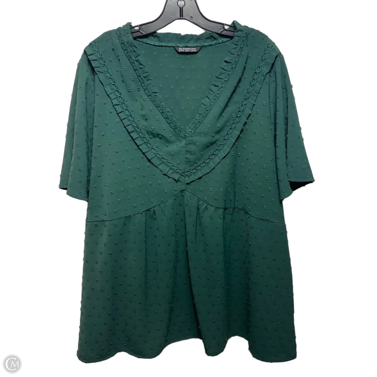 Top Short Sleeve By Bloomchic In Green, Size: 18