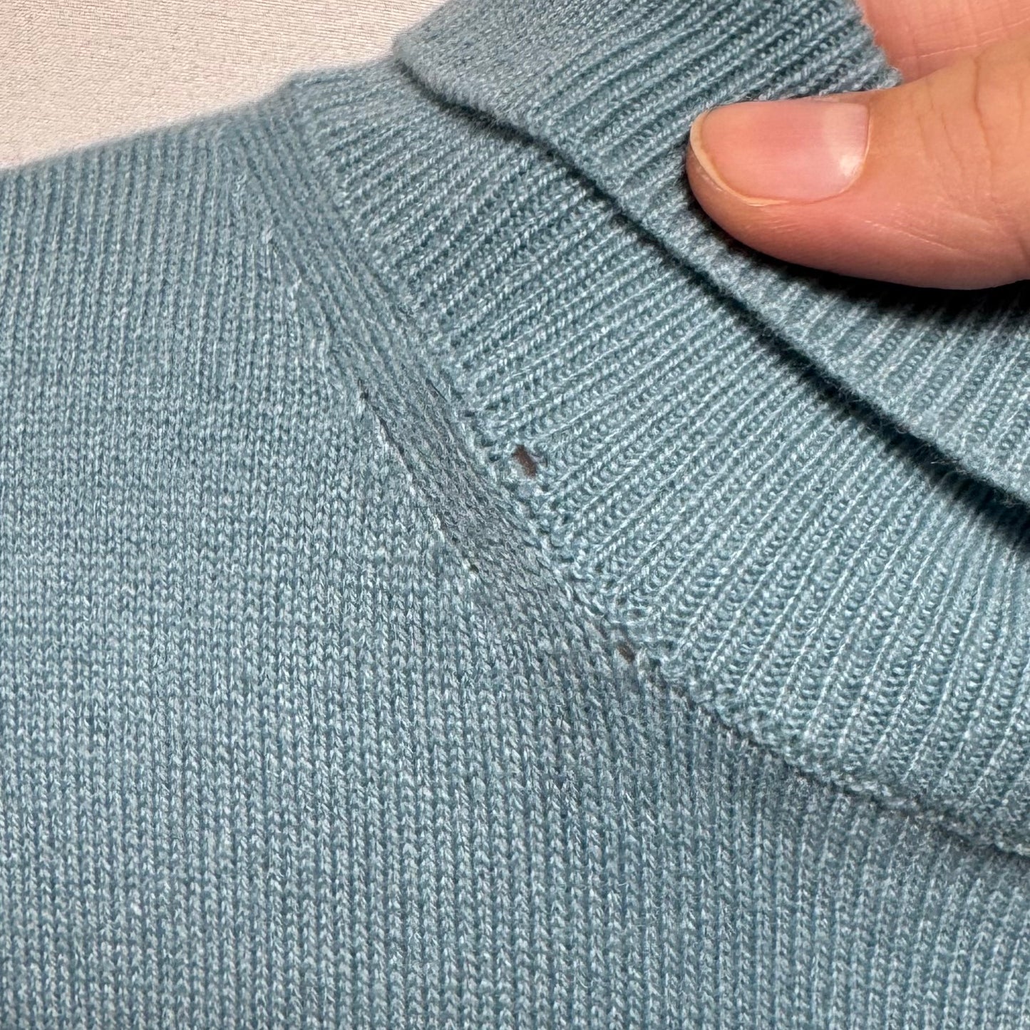 Vintage 100% Cashmere Sleeveless Sweater Luxury Designer By Burberry In Blue, Size: L