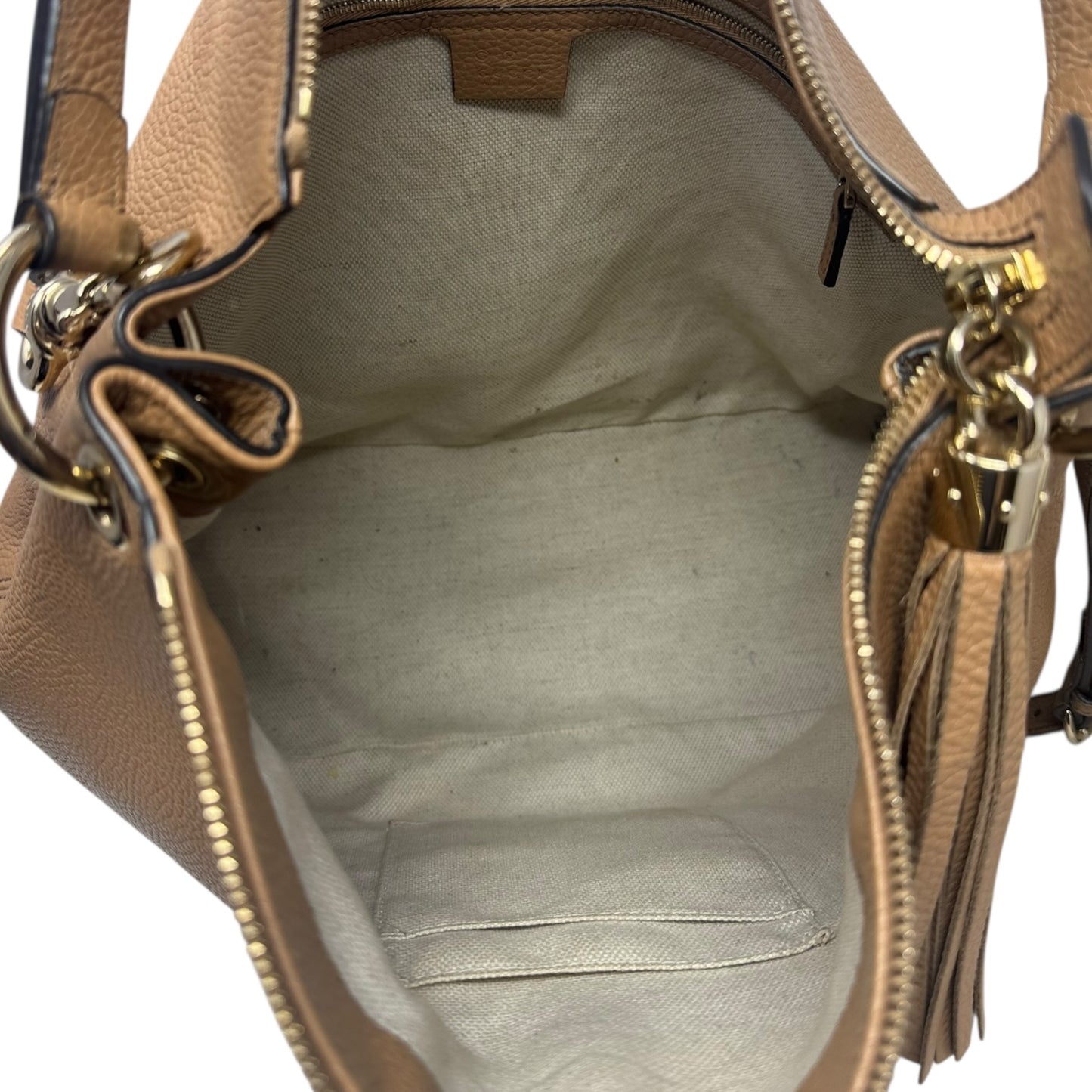 Soho Pebbled Leather Convertible Hobo Bag Luxury Designer By Gucci, Size: Large