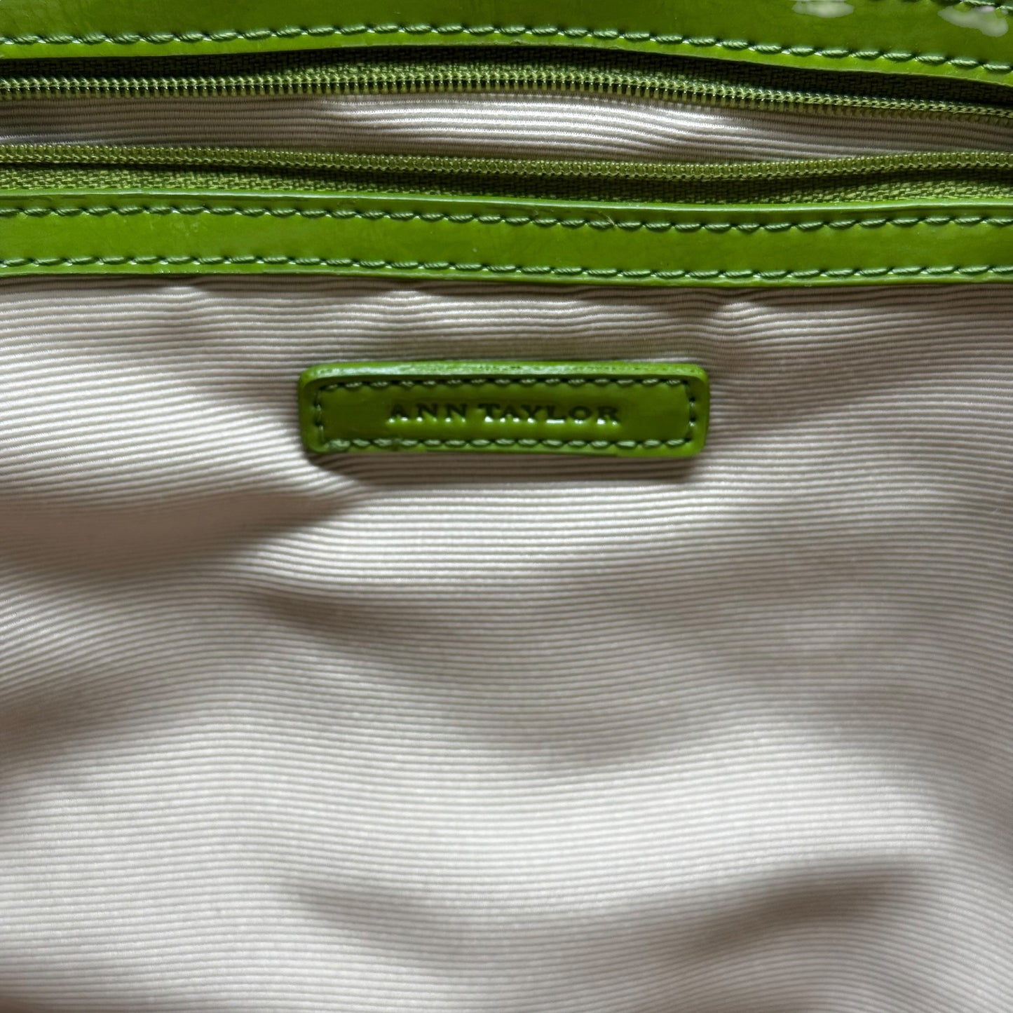Straw Wood Handled Green Accent Tote By Ann Taylor, Size: Medium