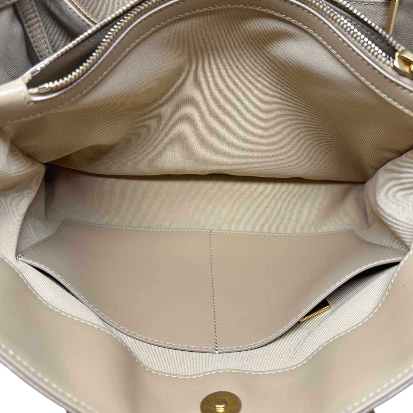 RARE 24S Coco Shiny Caviar Quilted Chain Top Handle Shopping Bag Luxury Designer By Chanel, Size: Medium