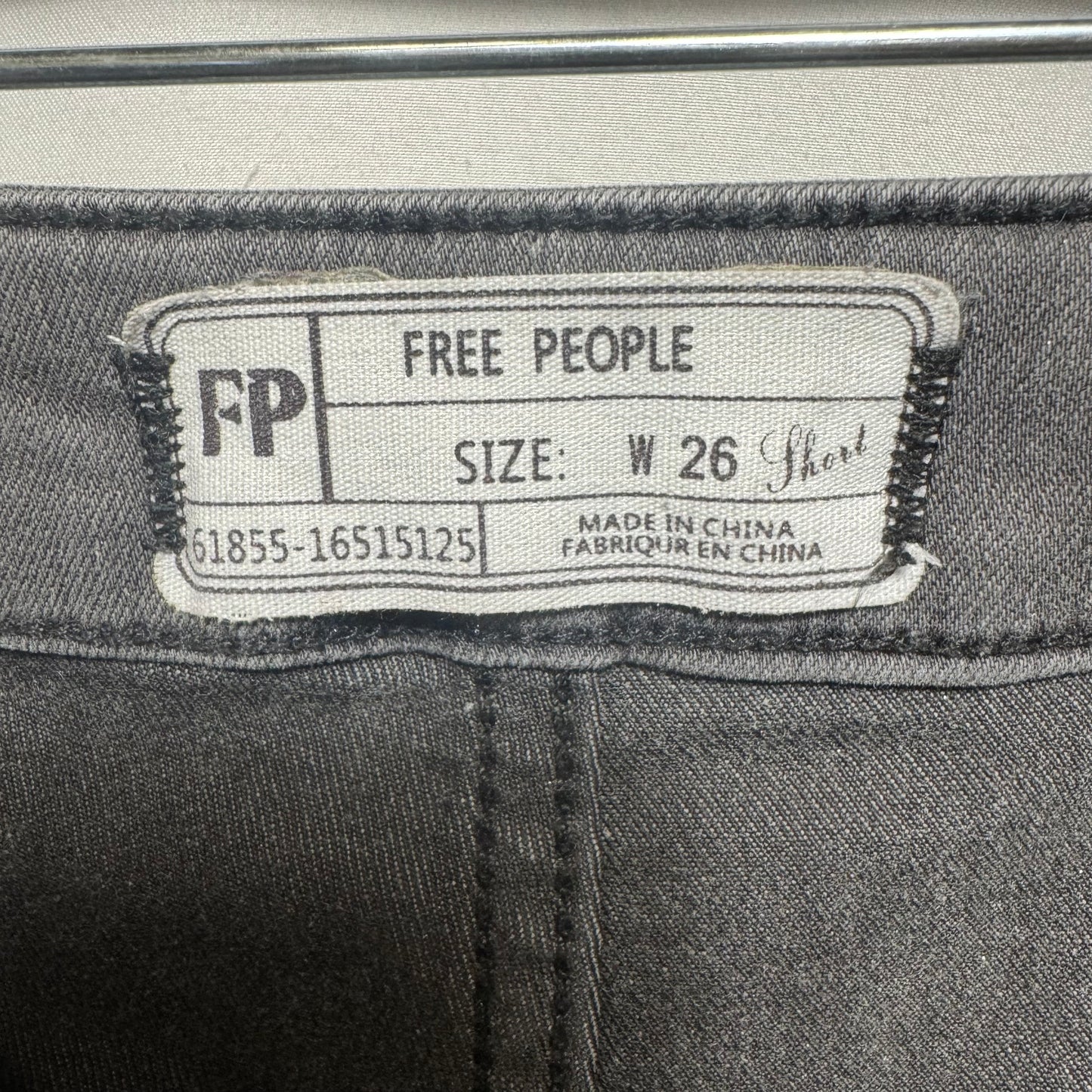 Jeans Flared By Free People In Grey, Size: 2/26 Short