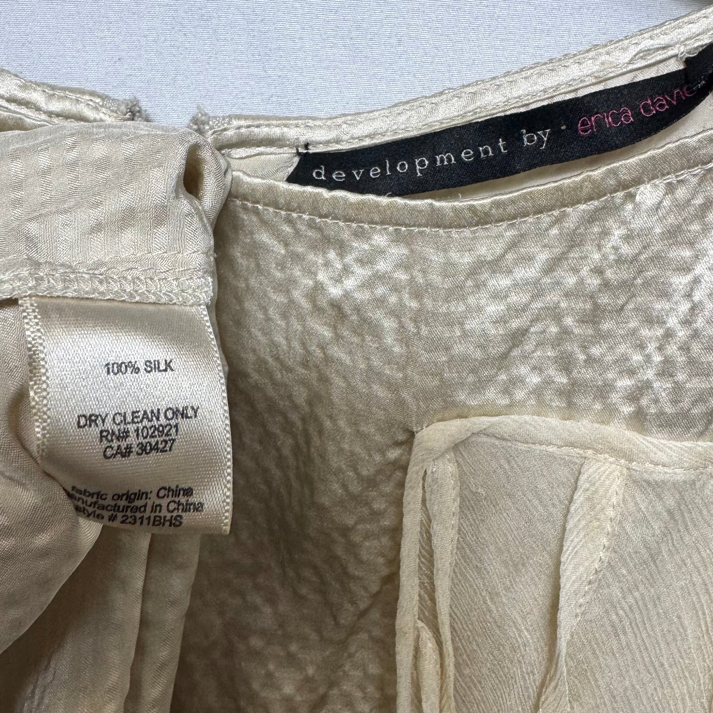 Silk Top Short Sleeve By Development By Erica Davies In Cream, Size: XS
