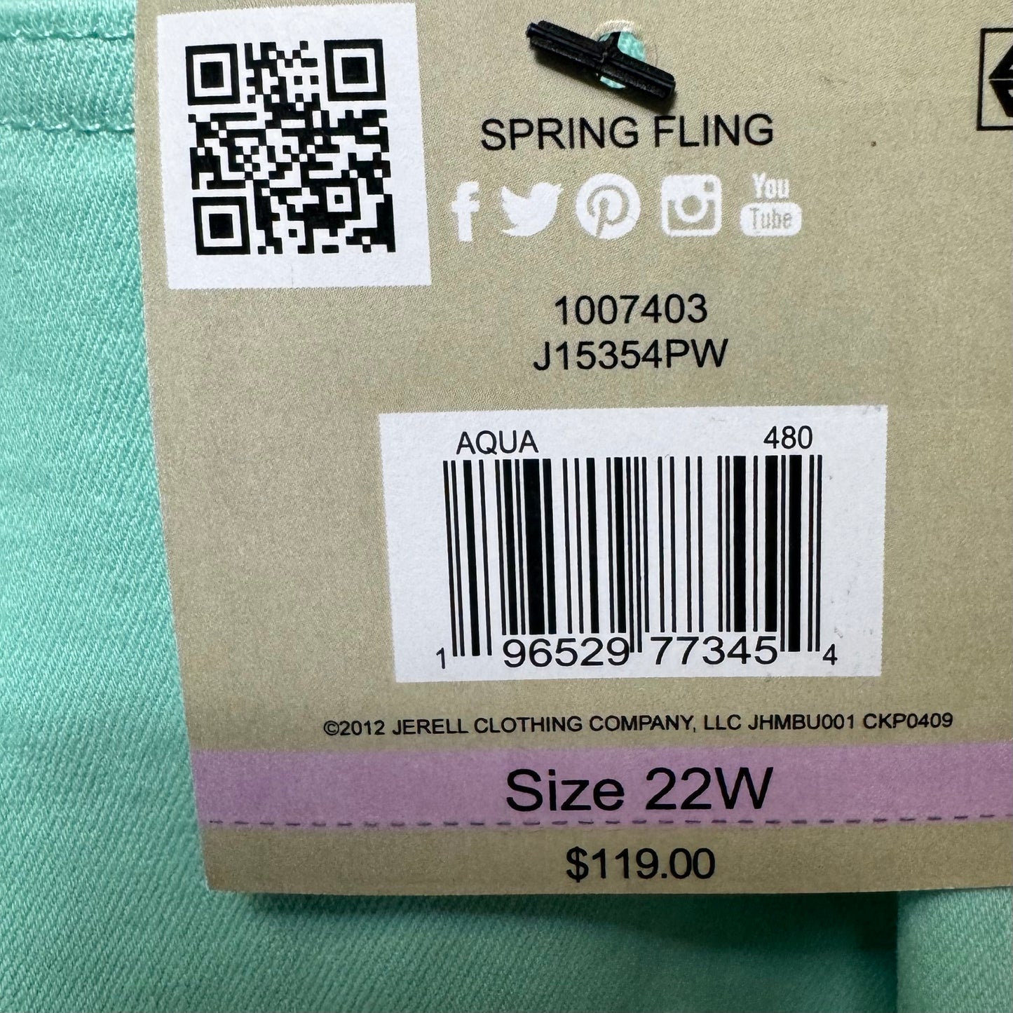 Spring Fling Crop Jeans Straight By John Mark In Aqua, Size: 22