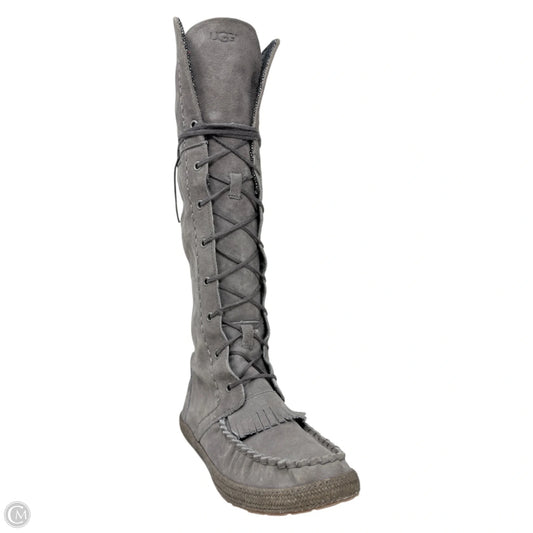 Somaya Moccasin Boots Designer By Ugg In Grey, Size: 5