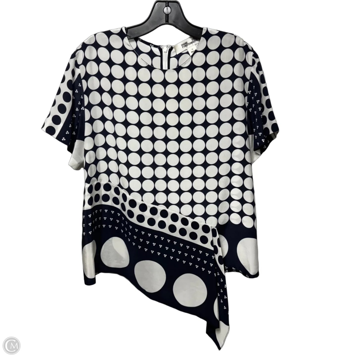 Silk Top Short Sleeve Designer By Diane Von Furstenberg In Polkadot Pattern, Size: M