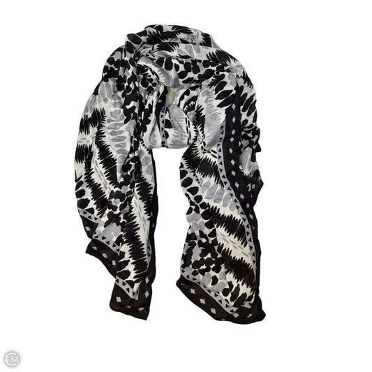 Oversized Scarf In Misnight Tribal By Vera Bradley