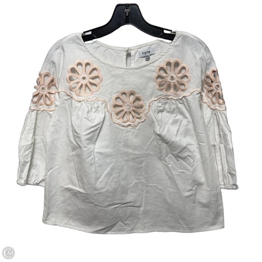 Top 3/4 Sleeve By Fate In White, Size: M