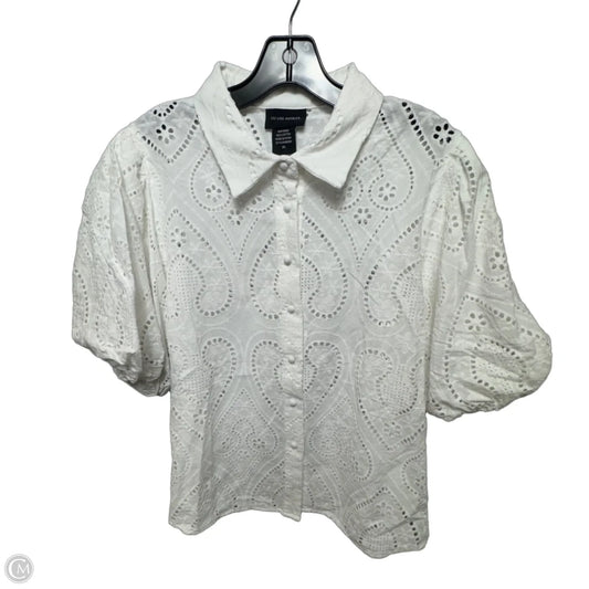 Top Short Sleeve By Liv Los Angeles In White, Size: Xl