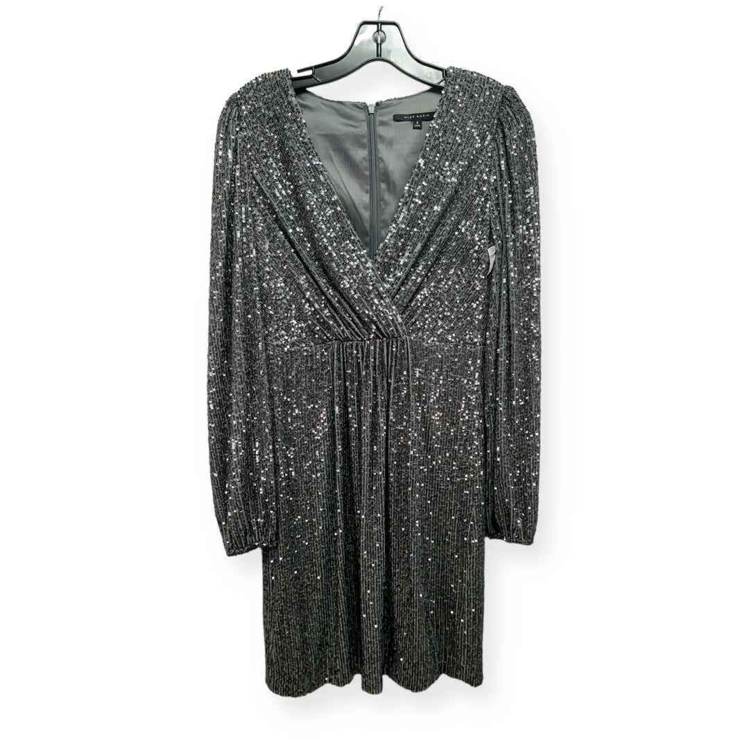 Becca V-Neck Sequin Cocktail Dress in Grey Sparkle City Alex Marie, Size 4