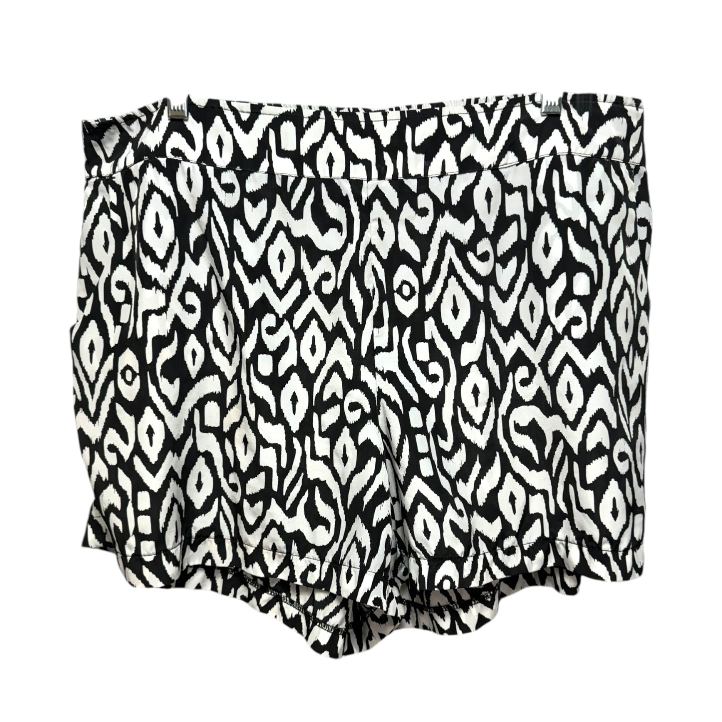 Shorts By Torrid In Black & White, Size: 2x