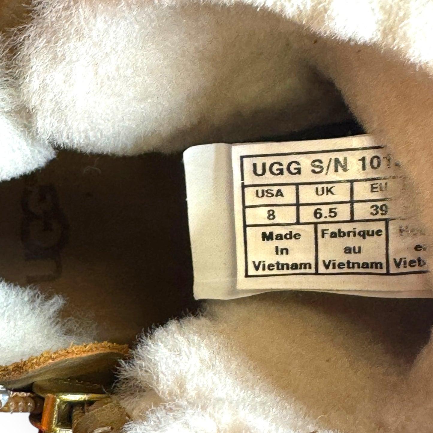 Cam II Suede / Sheepskin Clog 
Boots Designer By Ugg In Tan, Size: 8