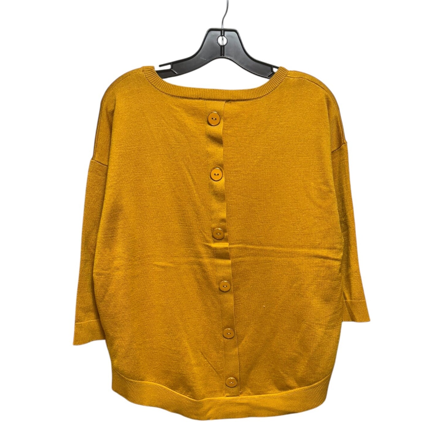 Button Back Sweater By Cable And Gauge  Size: L