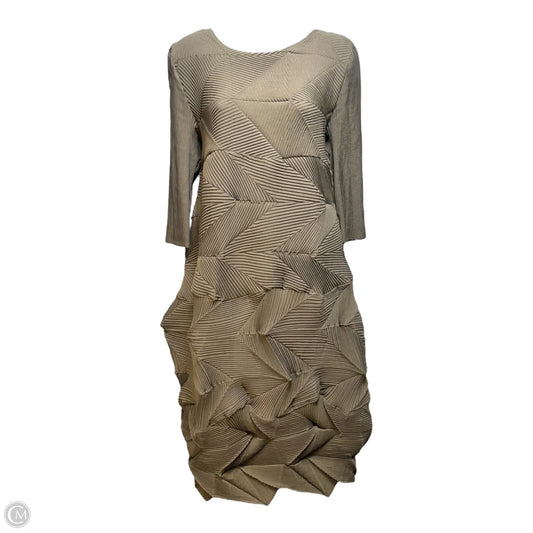 Pleated Structural Dress Casual Maxi By Vanité Couture In Taupe, Size: 0