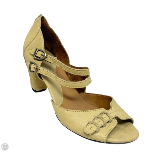Sporcare Miel Shella Peep Toe Leather Sandals By Sergio Tomani In Yellow, Size: 9