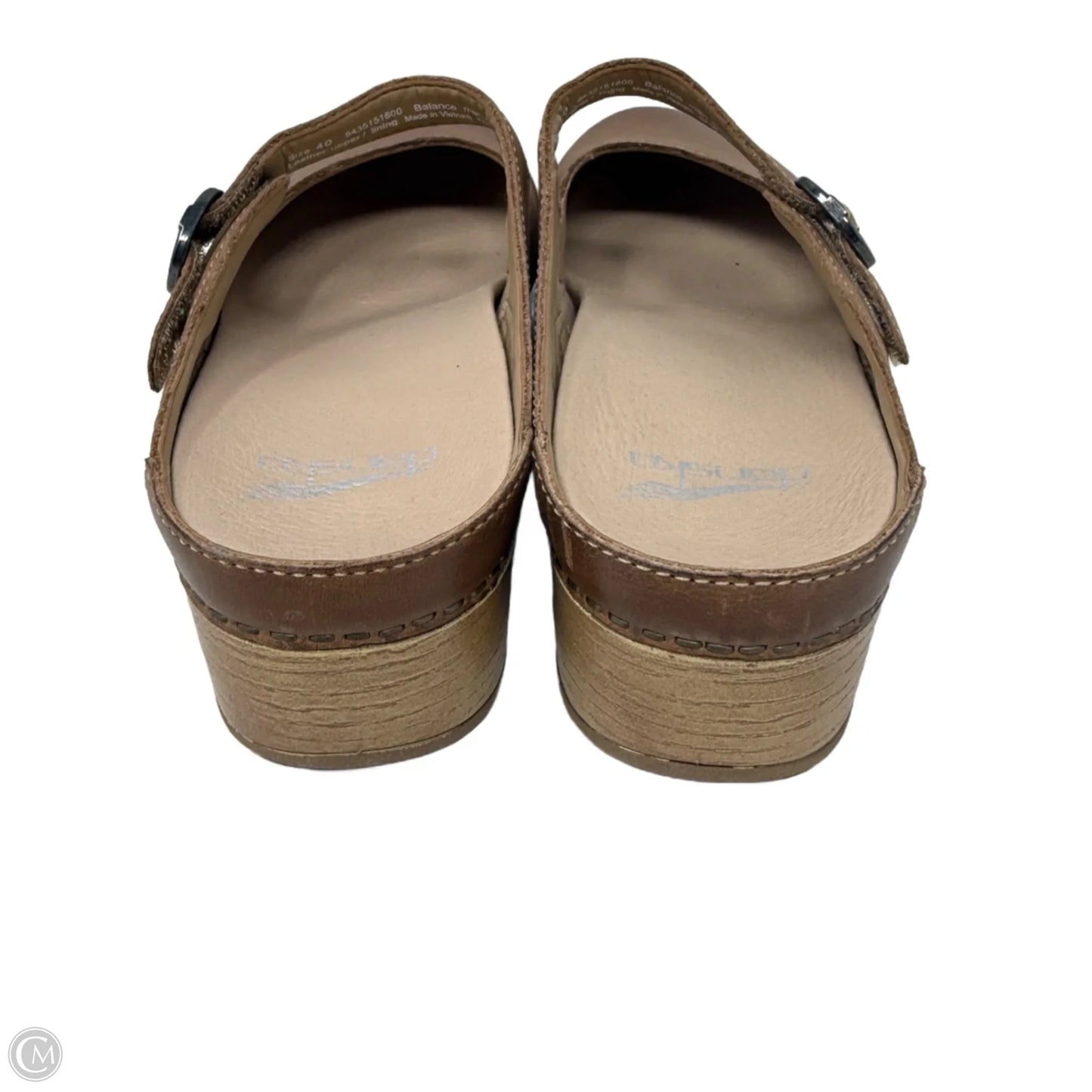 Shoes Flats By Dansko In Tan, Size: 9