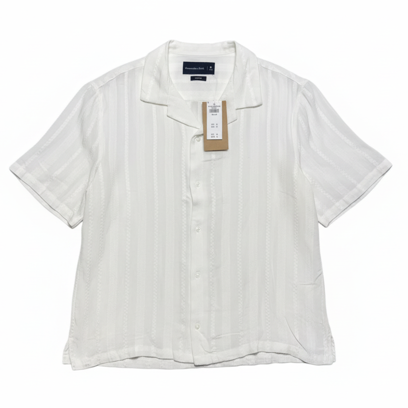 Top Short Sleeve By Abercrombie And Fitch In White, Size: M MEN’S