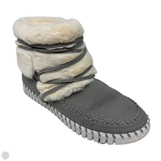 Tulip Faux Fur Ankle Booties By Ilse Jacobsen In Grey, Size: 10