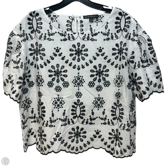 Top Short Sleeve By Adrianna Papell In Black & White, Size: M