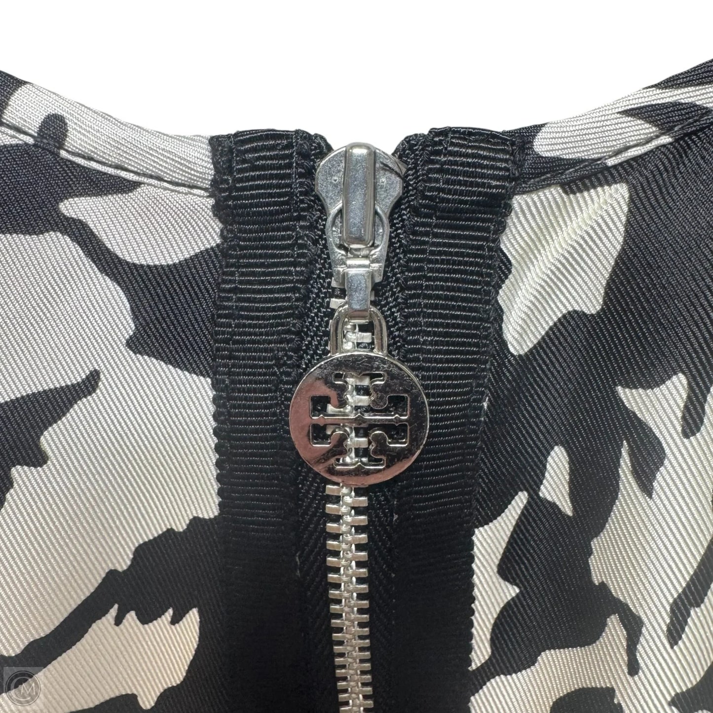 Silk Top Sleeveless Designer By Tory Burch In Black & White, Size: 8