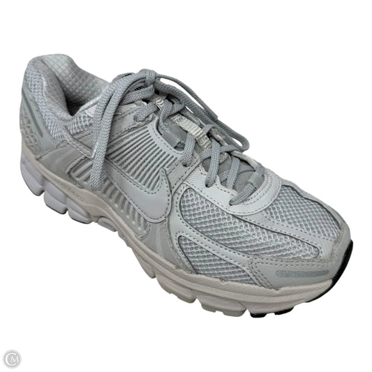 Shoes Athletic By Nike In White, Size: 7