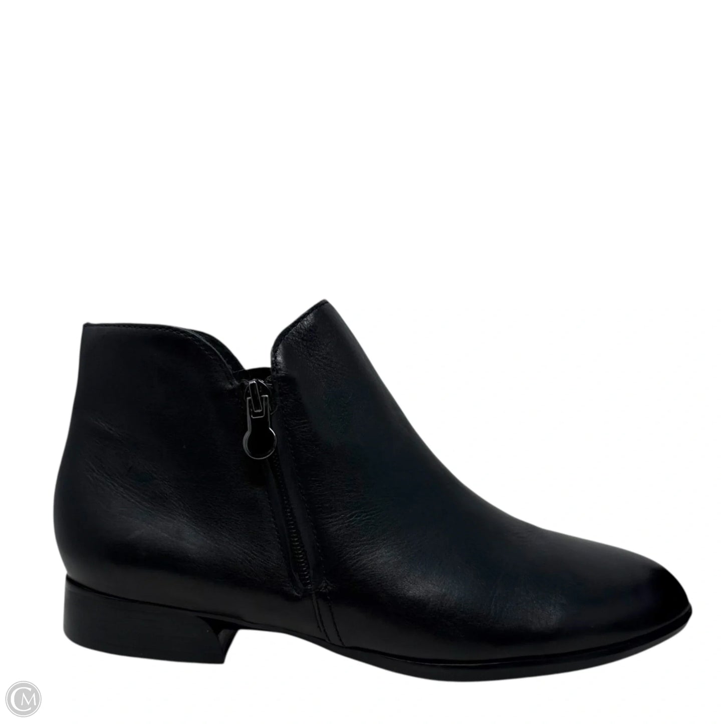 Averee Booties By Munro In Black, Size: 9