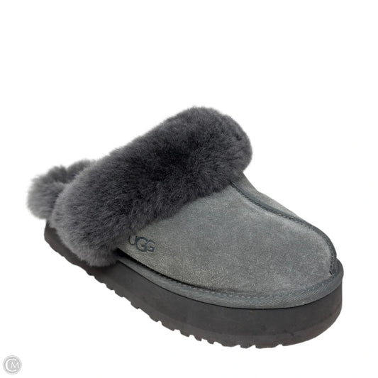 Disquette Platform Slippers Designer By Ugg In Grey, Size: 6