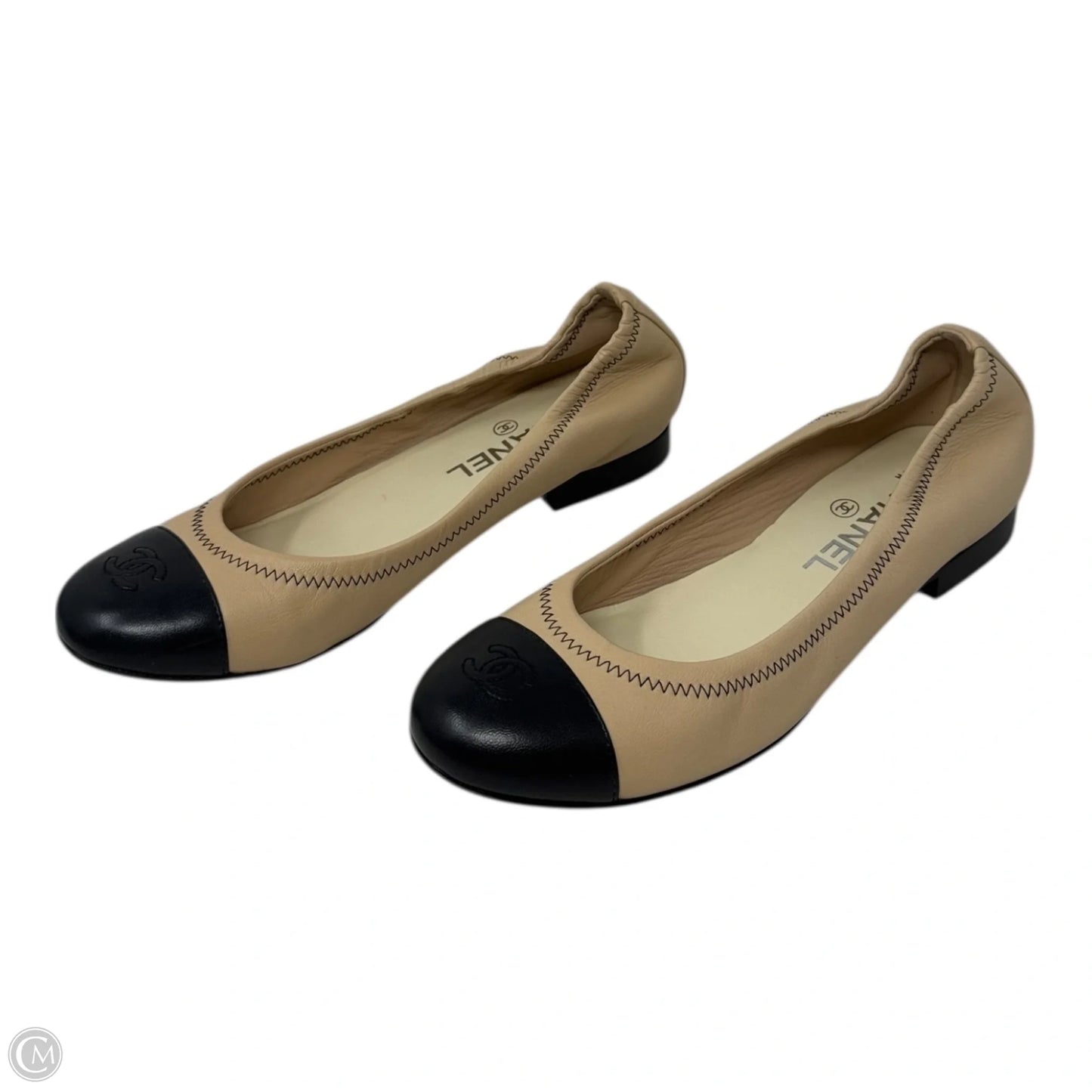 CC Leather Cap Toe Ballet Flats Shoes Luxury Designer By Chanel In Black & Tan, Size: 6.5