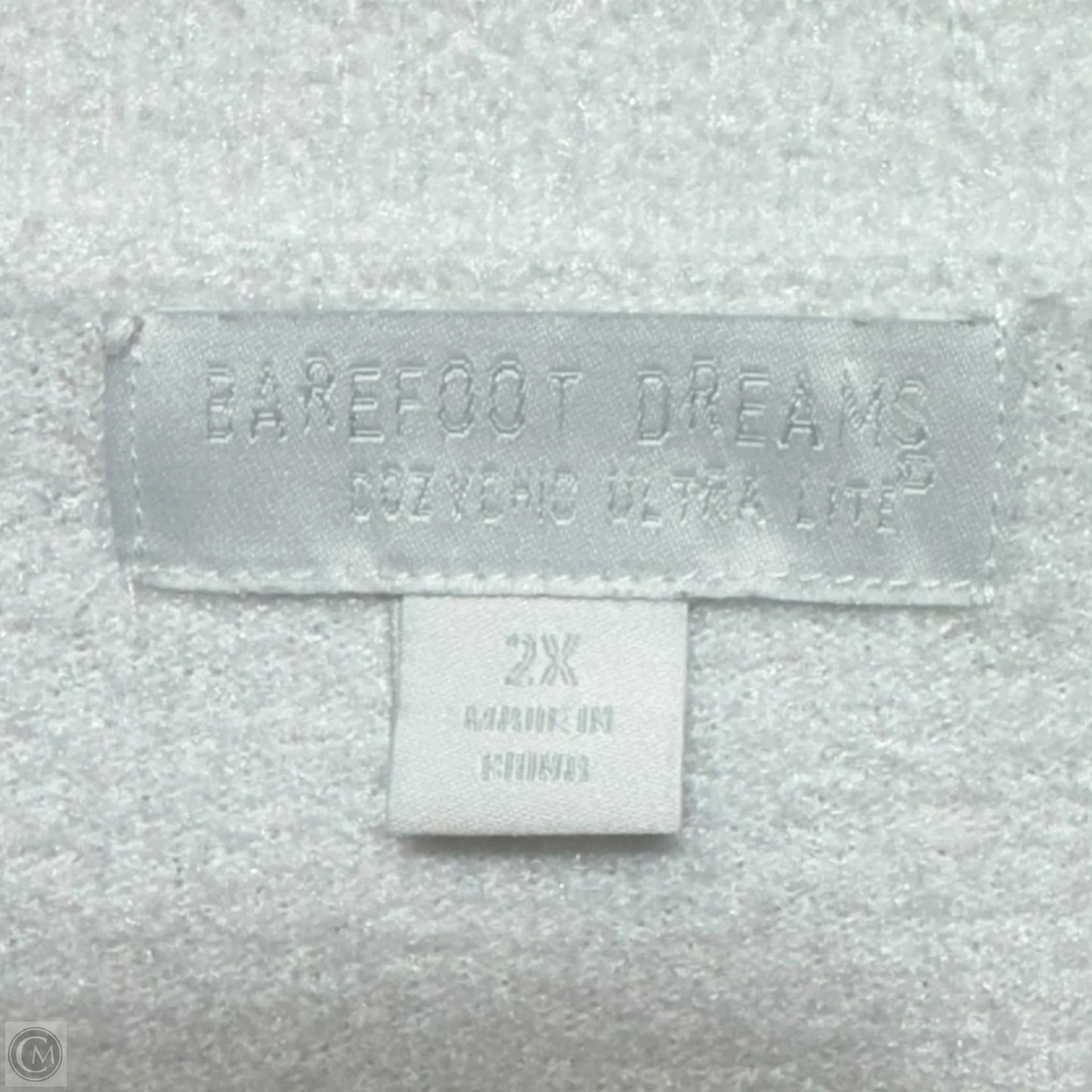 Top Long Sleeve By Cma In White, Size: 2x