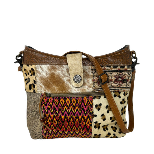 Peruvian Brown Shoulder Bag By Myra  Size: Medium