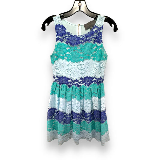 Dress Casual Short By Sunday In Brooklyn In Blue & Green, Size: S