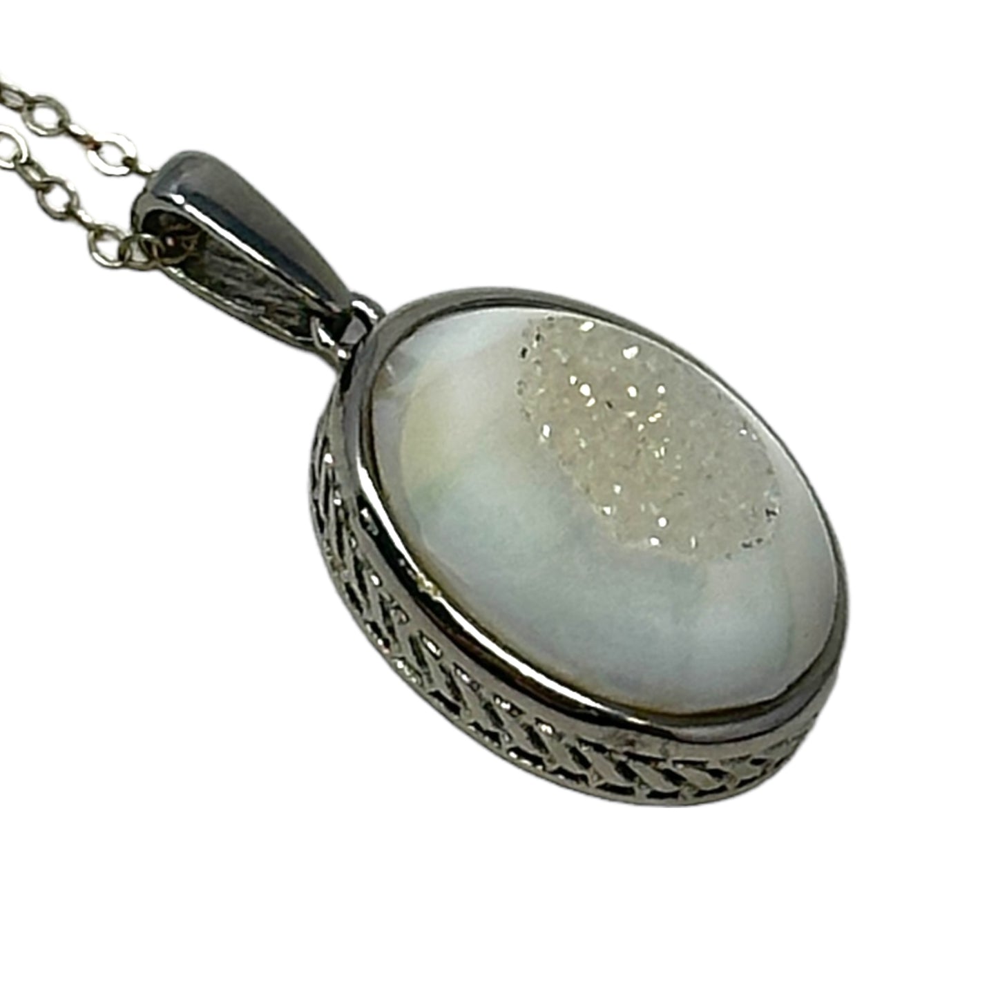 Druzy  & .925 Sterling Silver Oval Pendant Necklace Sterling Silver Unknown Brand