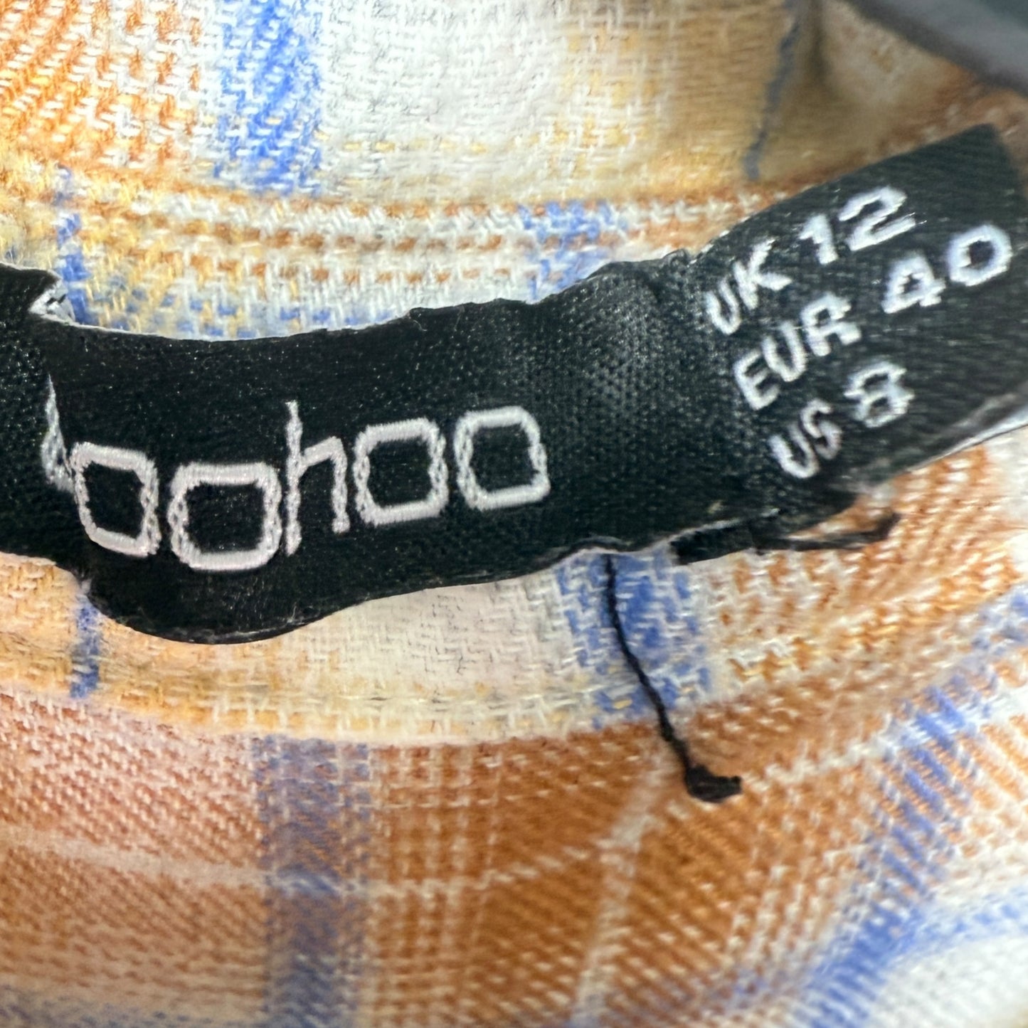 Flannel Shirt By Boohoo Boutique In Plaid Pattern, Size: 8