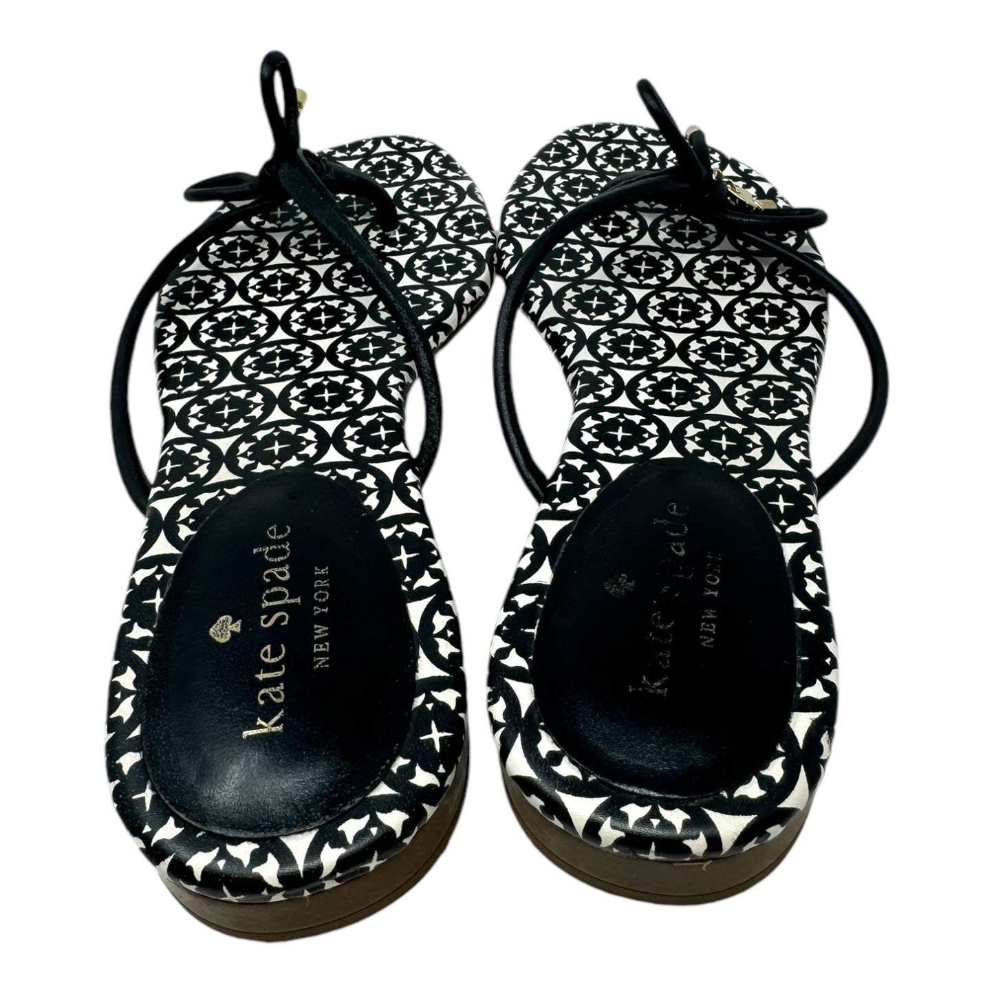 Sandals Designer By Kate Spade In Black & White, Size: 8.5