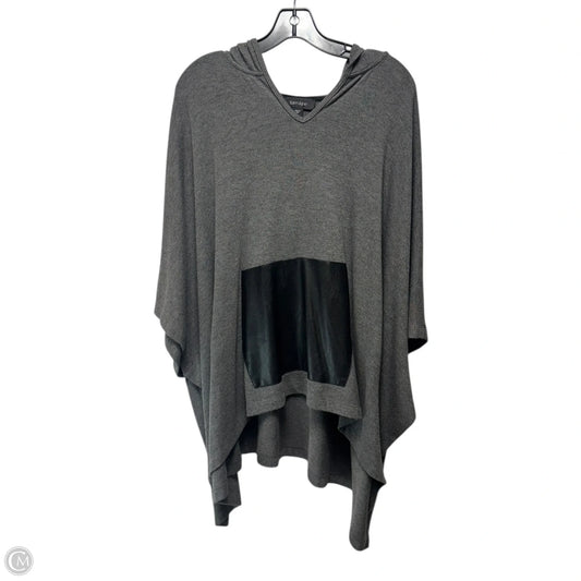Oversized Hooded Poncho Sweater w/Leather Kangaroo Pocket By Karen Kane In Grey, Size: S