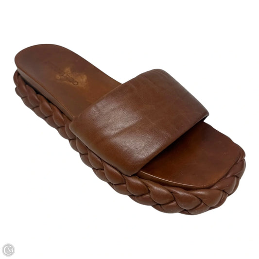 Charleston Braided Leather Platform Sandals Flats By Bernardo In Brown, Size: 7