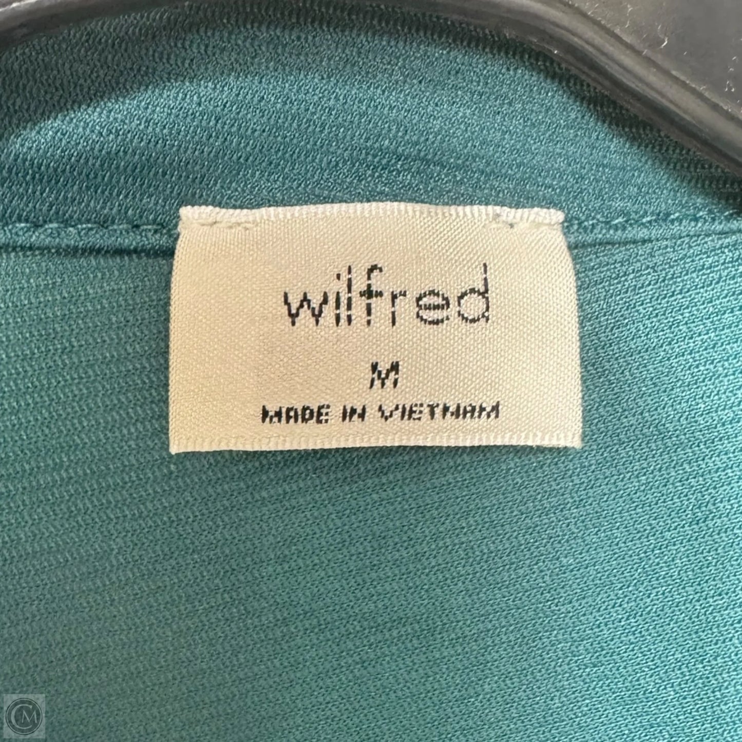 Top Long Sleeve By Wilfred In Green, Size: M
