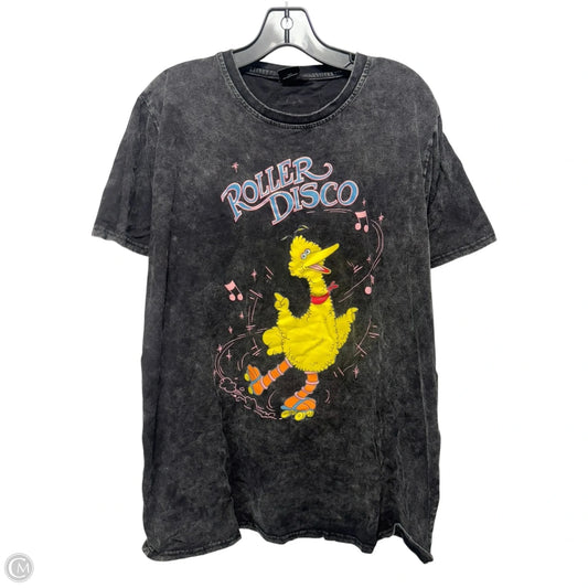 Big Bird Top Short Sleeve By cakeworthy In Grey, Size: 2x