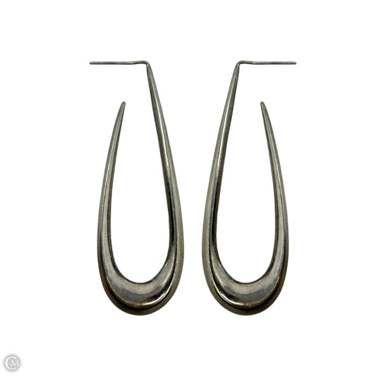 Silver Oval Hoop Earrings