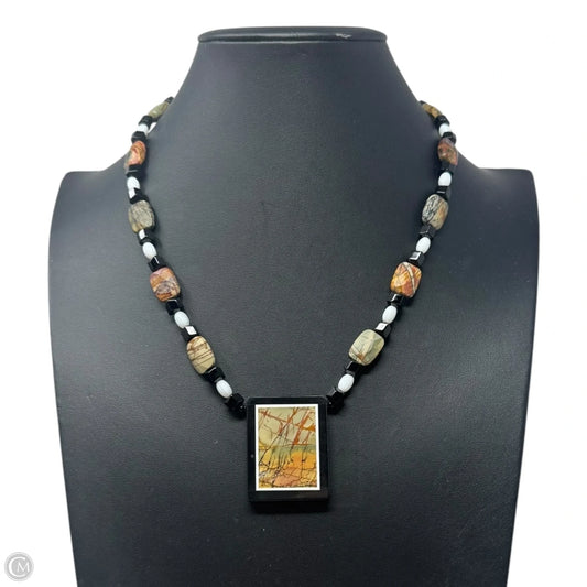 Beaded Pendant Necklace