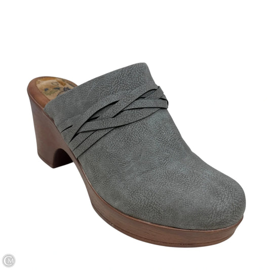 Cadi Clogs By b.o.c. In Grey, Size: 10