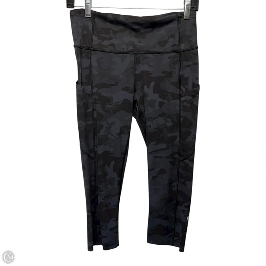 Athletic Leggings Capris By Lululemon In Camouflage Print, Size: 8