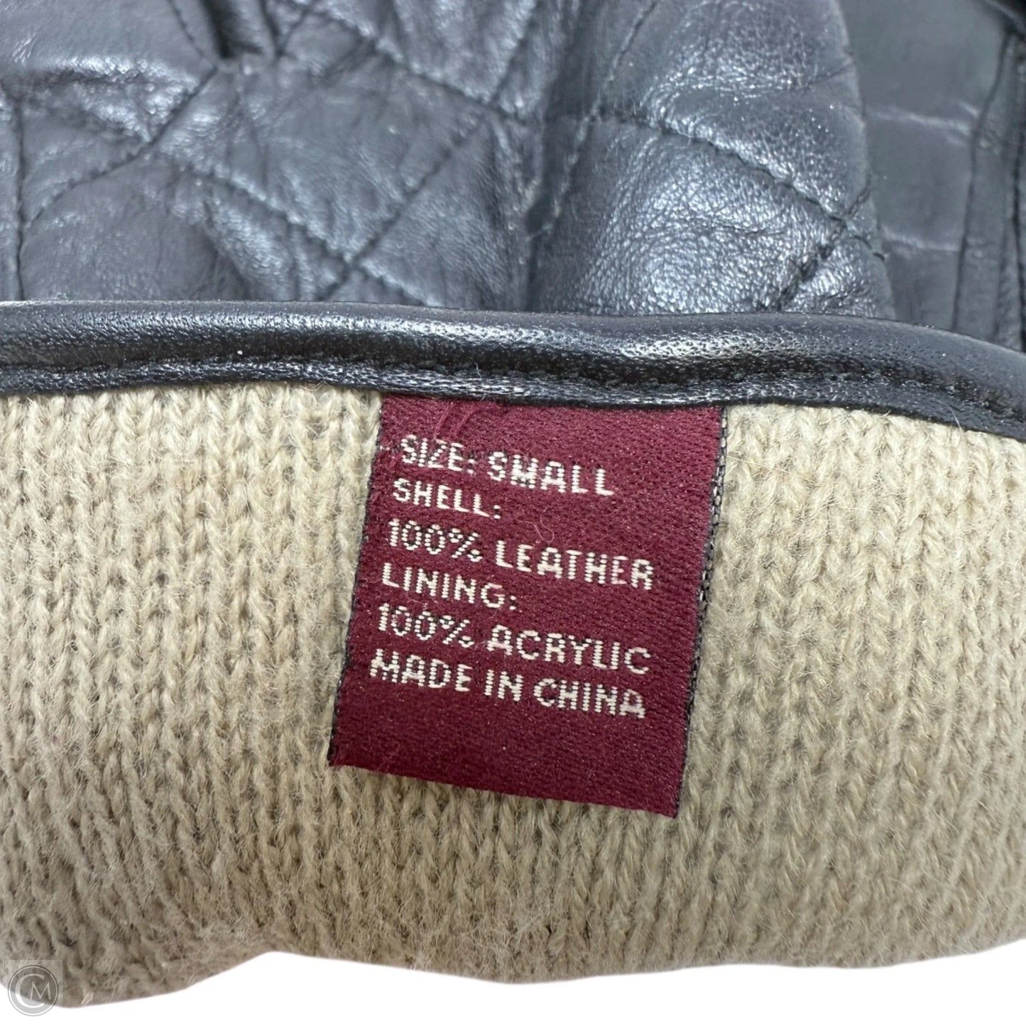 Quilted Leather Gloves  By Etienne Aigner Size: Small