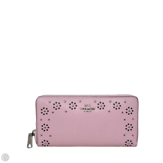 Border Stud Accordion Zip Wallet In Silver/PetalDesigner By Coach, Size: Large