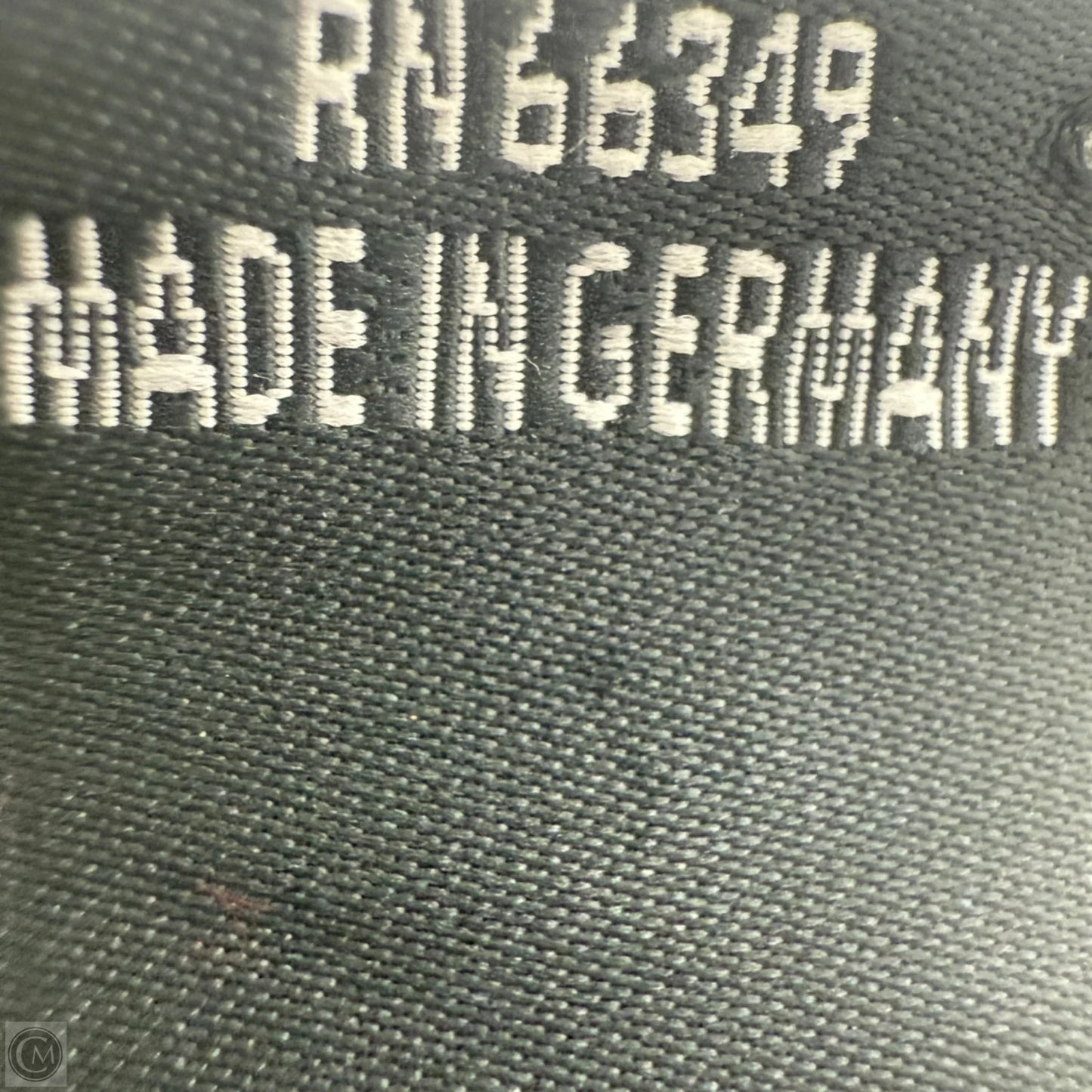 100% Cashmere Fringed Plaid Scarf By Fraas