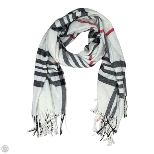 Scarf Winter In Plaid Pattern